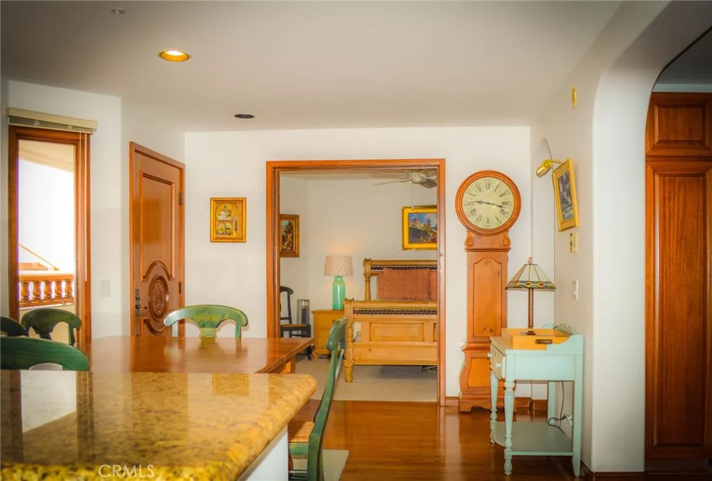 63 Gaviota, Avalon, California 90704 home-pic-6